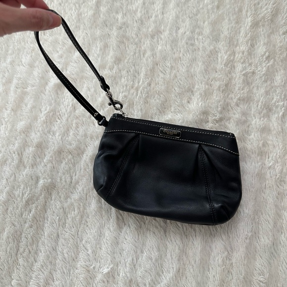🖤 COACH Black Leather Wristlet - Picture 5 of 7